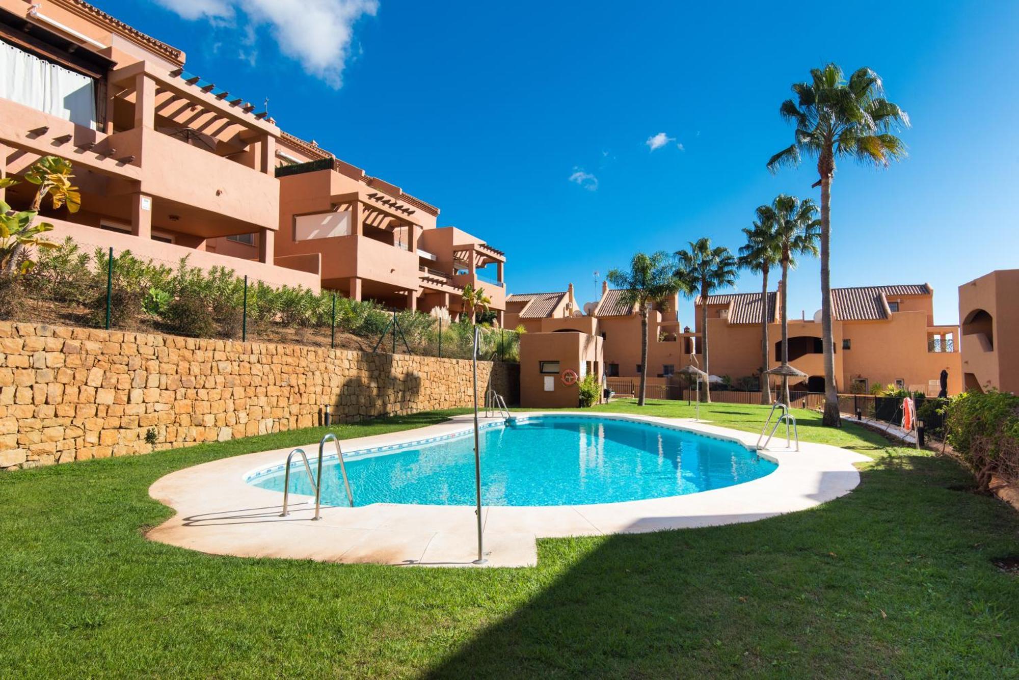 Rentandhomes Penthouse Elviria Golf Marbella Ngoại thất bức ảnh