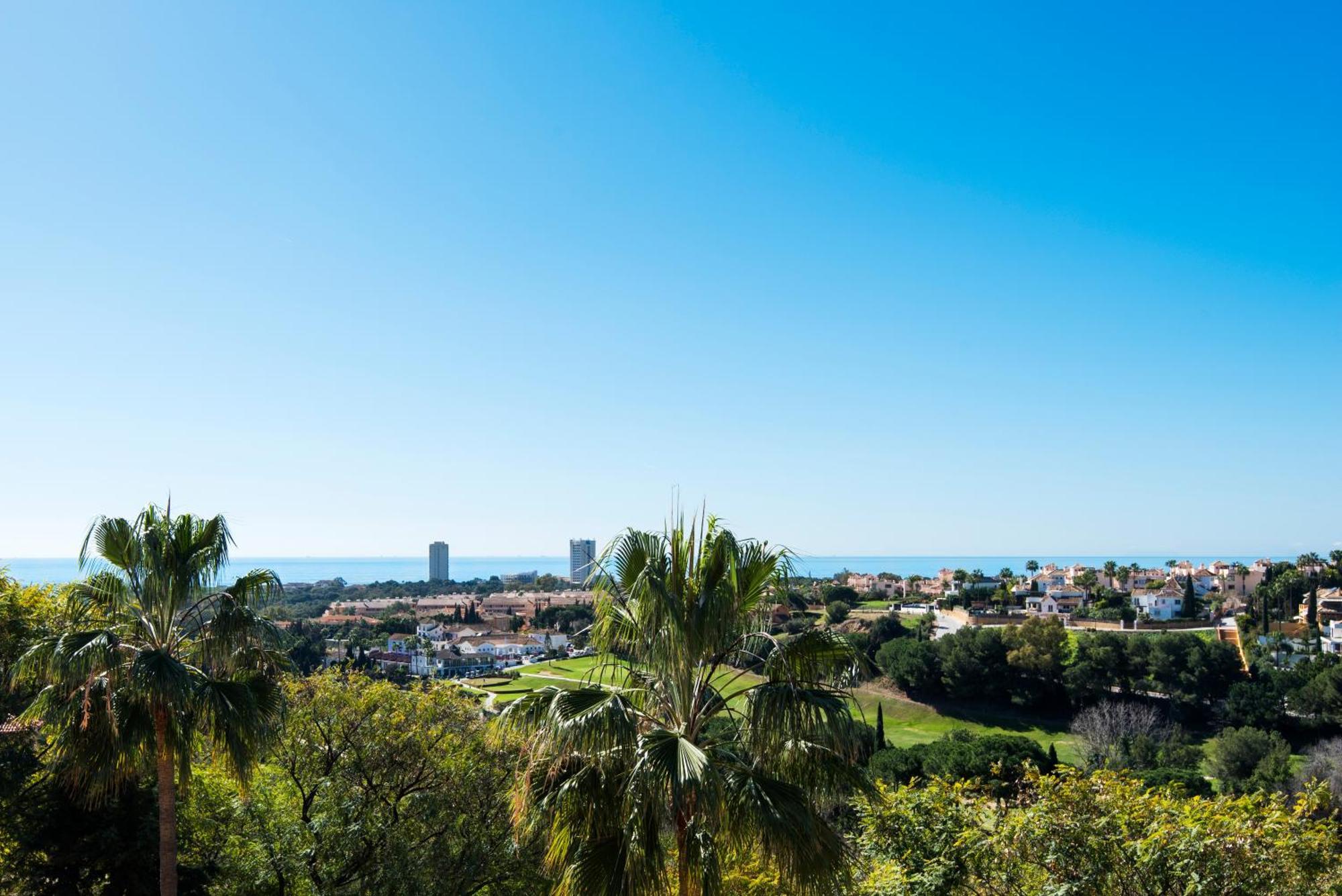 Rentandhomes Penthouse Elviria Golf Marbella Ngoại thất bức ảnh